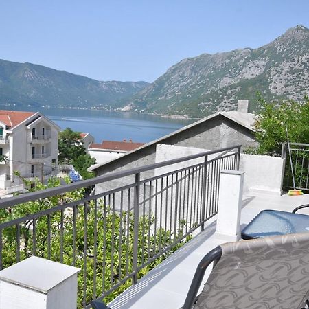 Subotic S Apartmani Risan Extérieur photo