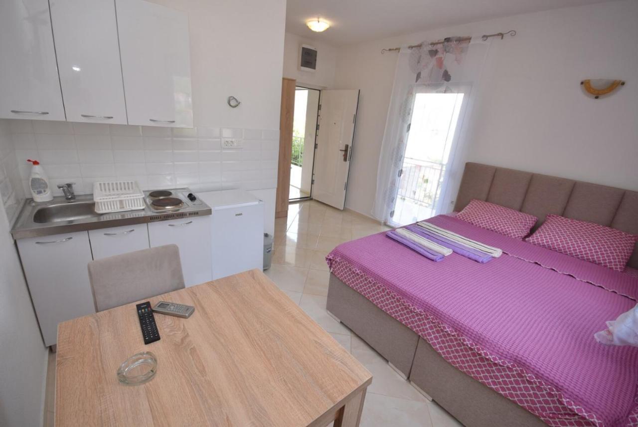 Subotic S Apartmani Risan Extérieur photo