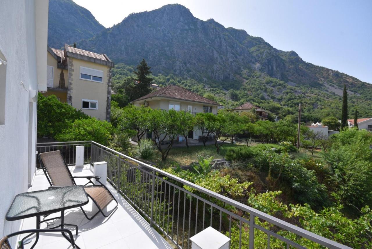 Subotic S Apartmani Risan Extérieur photo
