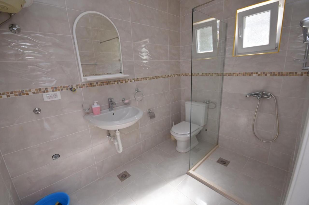 Subotic S Apartmani Risan Extérieur photo