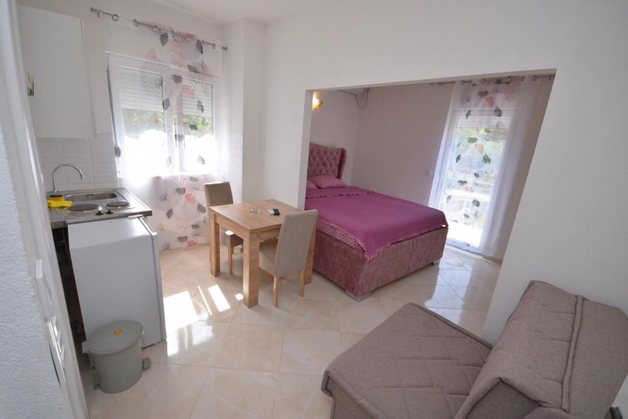 Subotic S Apartmani Risan Extérieur photo